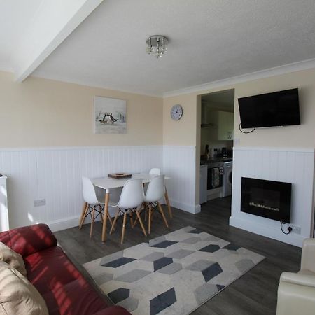 Relaxing Chalet On Popular California Sands Short Stroll To Beach, Nr Norfolk Broads & Great Yarmouth Scratby Extérieur photo